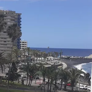 https://charming-holidays-in-martinez-beach.in-canary-islands.com